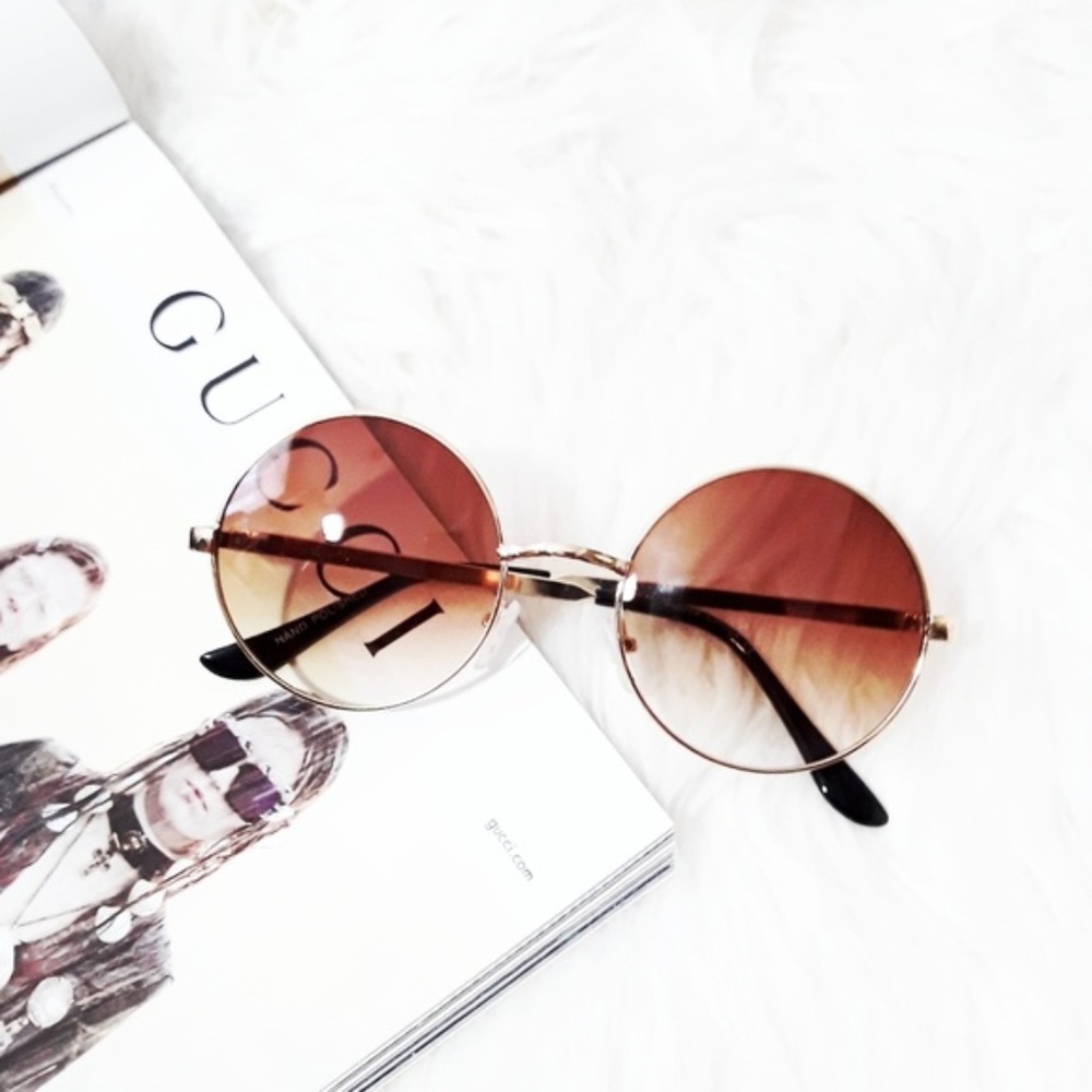 X Emberelle West | Denny Retro Gold Round Lenses